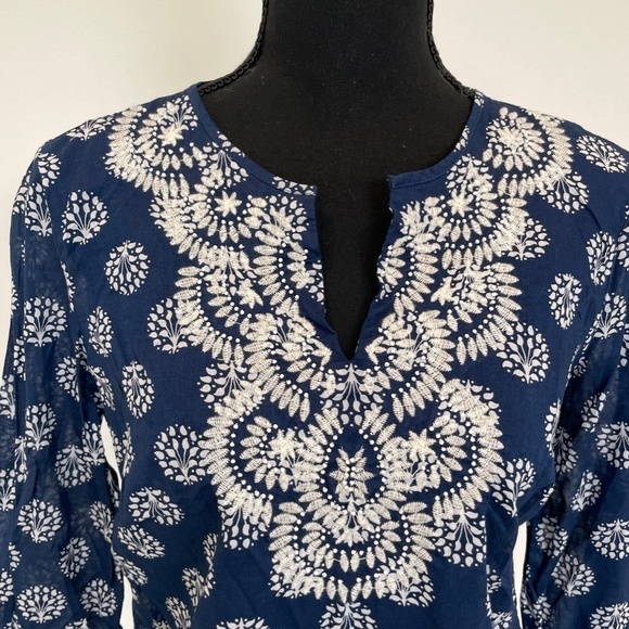 Talbots V-Neck Sheer 3/4 Sleeve Blue Top - Picture 2 of 7